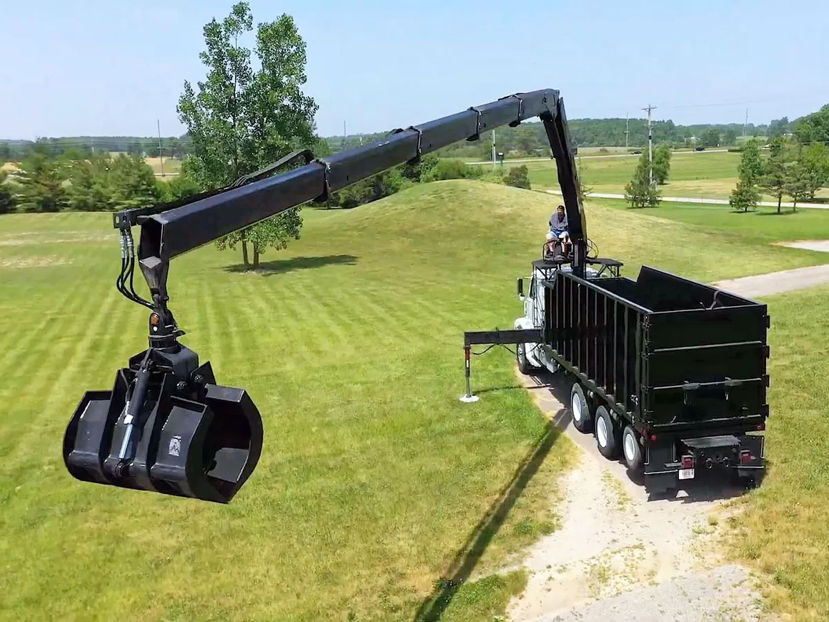 grapple truck