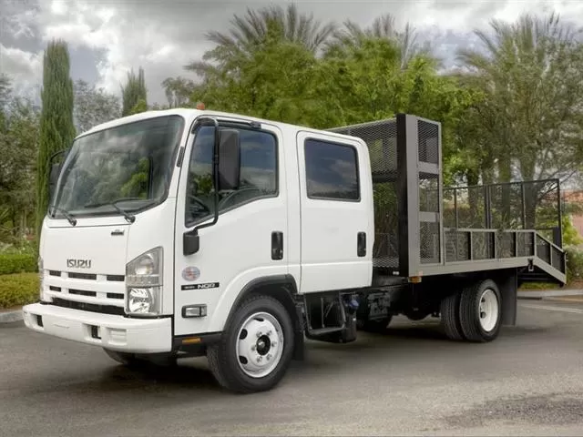 Isuzu NQR Crew Cab