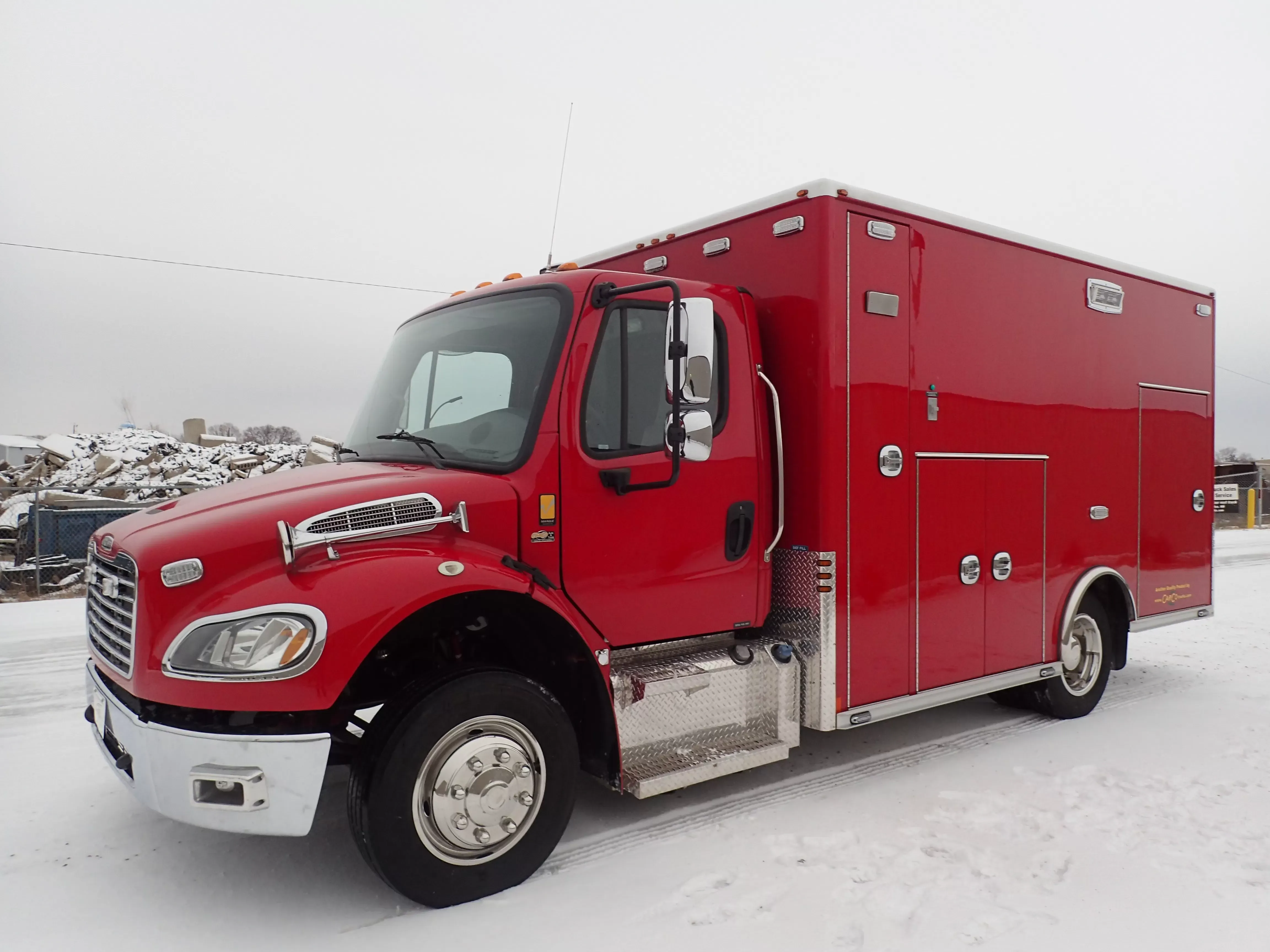 Custom Commercial Truck - Red ambulance truck